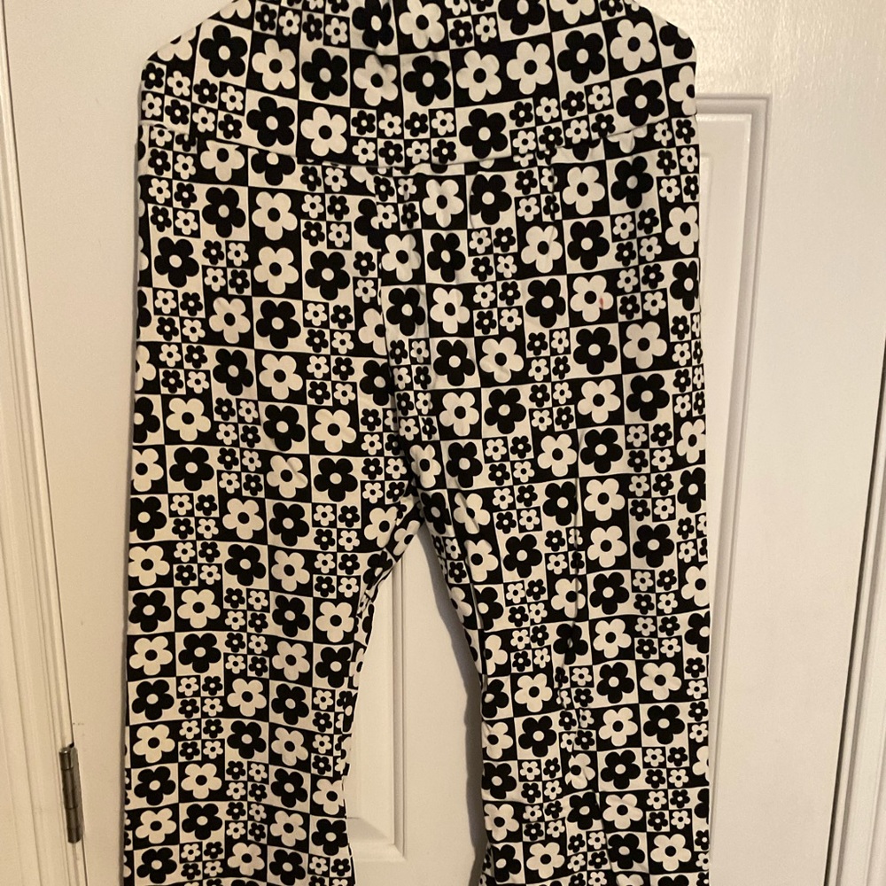 Wild Fable Groovy Flared Flowered Pants Size XL NWOT